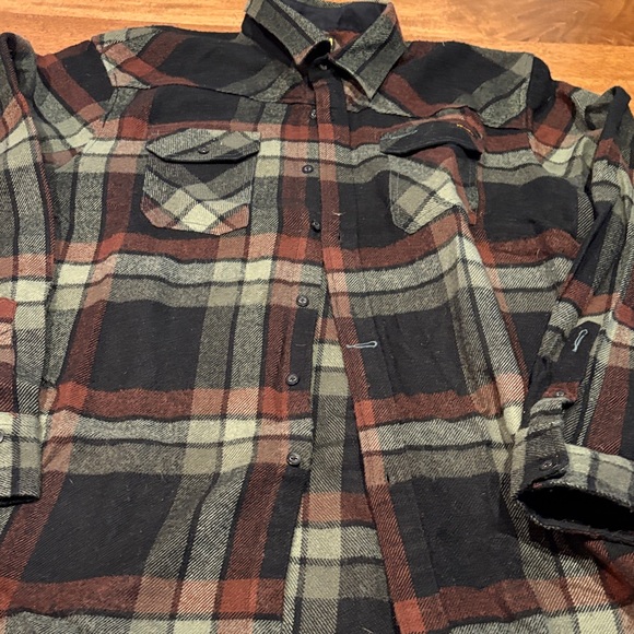 Volcom Multi-Color Plaid Button-Up Shirt Size L - Picture 7 of 9